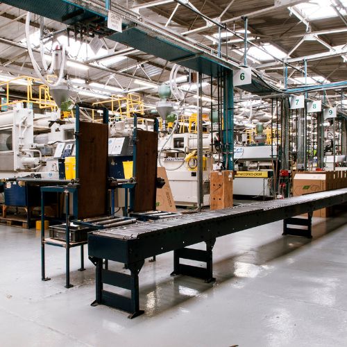 Every Minute Counts: Smart Ways Small Manufacturers Can Slash Downtime Without Breaking the Budget